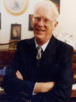 Dr. Robert Wallace (Wally)   Read M.D.