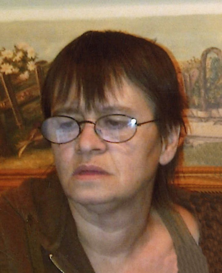 Debbie  SaIIows