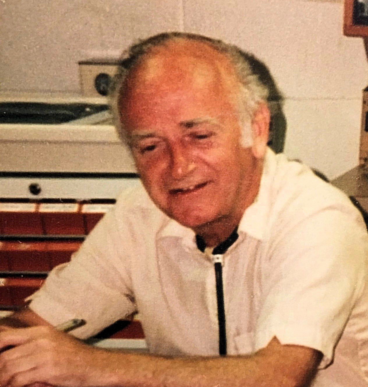 Dr. John  Underwood