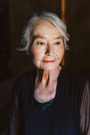 NEEB-HOEGY: Linda M. of Winthrop, formerly of Zurich