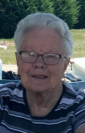 RAYMOND: Sally-Lou (MacWilliam) of London and formerly of Exeter