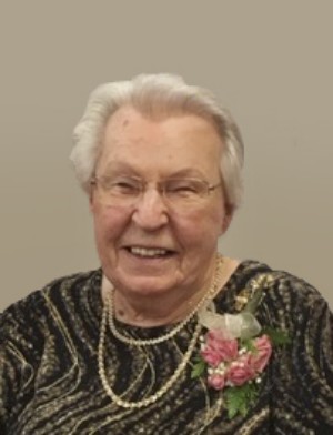 WILKINS: Bertha Eileen (Daiken) of London, formerly of Ilderton WILKINS: Bertha Eileen (Daiken) of London, formerly of Ilderton